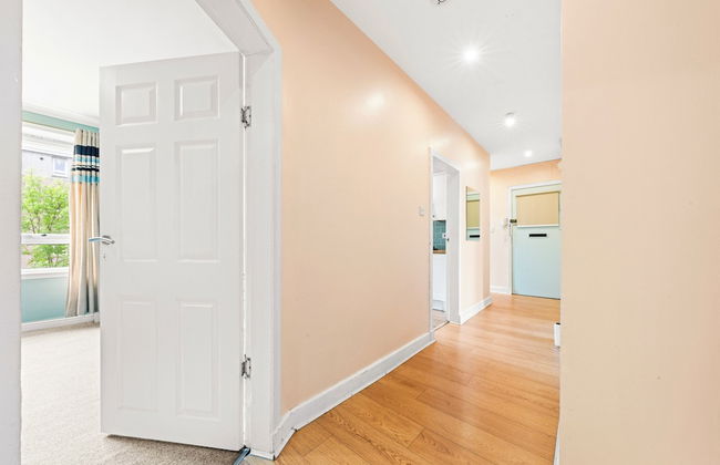 Warm Cosy Family Home With Free Parking - Foto 32