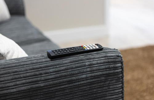 'Weston House' Newly Renovated Family and Workspace Business Cosy Home in Runcorn, Cheshire ENTIRE HOUSE - Foto 17