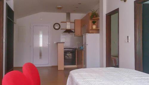 Awesome Apartment In Rogotin-Ploce - Foto 4