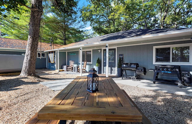 White Oak Landing Spacious 6 BDR w/ Boat Slip! - Photo 36