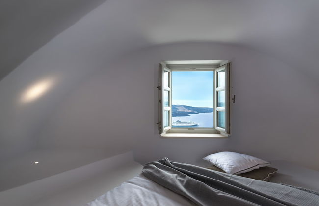 Nefeles Luxury Suites - Photo 9