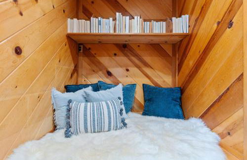 Serene Oceanview Escape with Expansive Deck home - Foto 36