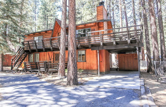 Gallagher's West - Pine surrounded deck and barbecue! Bumper Pool and Wet bar! Darts! - Foto 1