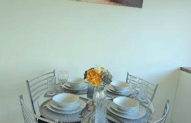 Large House, Home for Contractors- Park Free - Foto 14