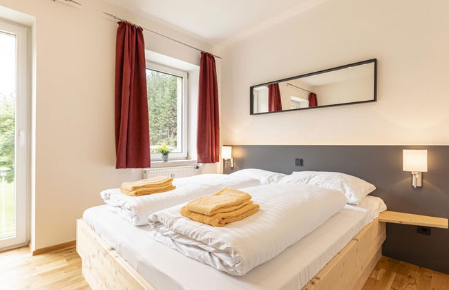 mit 4 Schlafzimmern - Foto 4