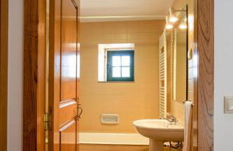 Fonte dos Pepes by LovelyStay - Foto 11