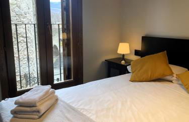 Apartamento dúplex en el puente histórico, Gra de Fajol - Photo 3