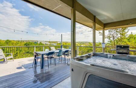 The Outlook - Spa and deck views of Hill Country - Foto 67