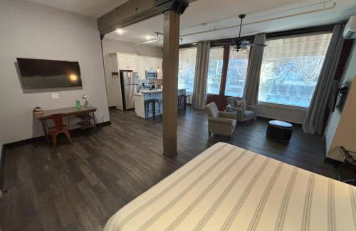 Gibson's Warehouse - Foto 27