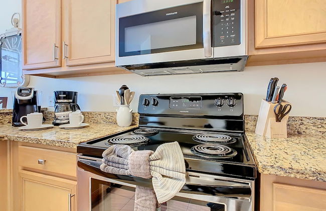 Elegant 5BR Home w Private Pool Spa Near Disney - Foto 17