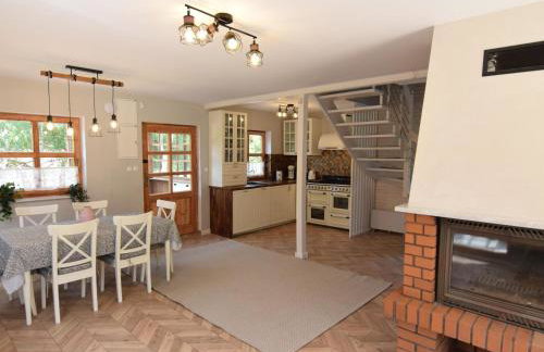 Large Holiday Villa With Sauna, Jacuzzi and Pool - Foto 8