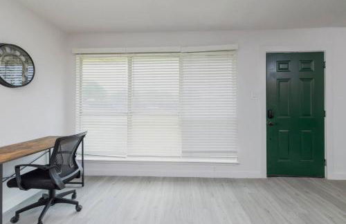 Heart of Euless - Quick Drive to World Cup Events! - Foto 10