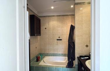 Villa 6 Pers Uzes piscine lagon et vue garrigue - Foto 21