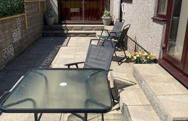 Carol,s Place Bridgend, Porthcawl, Margam Park, Port Talbot, Swansea & Cardiff mins from J37 M4 sleeps 6 - Foto 10