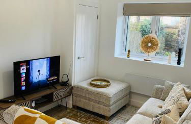 2 bedroom cottage in Bromley suitable for 4 people - Foto 6