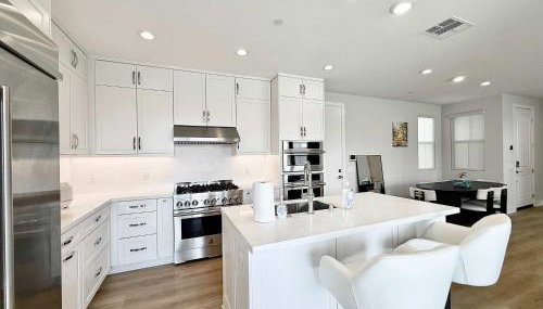 Marbella Lane Spacious 4BR Modern Family Home - Foto 3