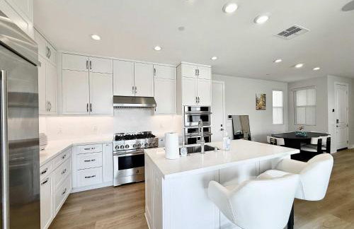 Marbella Lane Spacious 4BR Modern Family Home - Foto 3