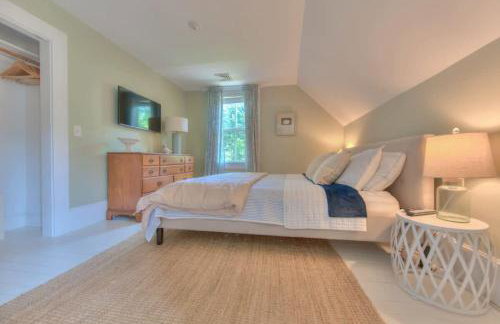 Gorgeous Traditional Home Modern Amenities Downtown Harwichport - Foto 21