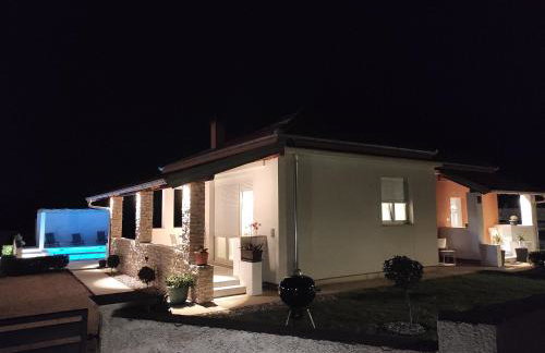 Holidayhouse Alirio with heated pool. - Foto 11