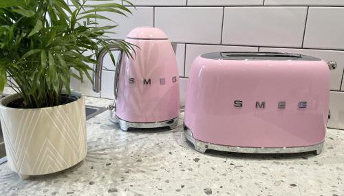 Welcome to Hazelwood, The Mount Somerton Apartment - modern and fully equipped, Private off-street parking, Near Glastonbury Tor, The spectacular Wells Cathedral, Stourhead, Sherborne Abbey, Millfield School, Clark's Village - Foto 5