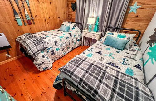 Bear Necessities - Photo 8