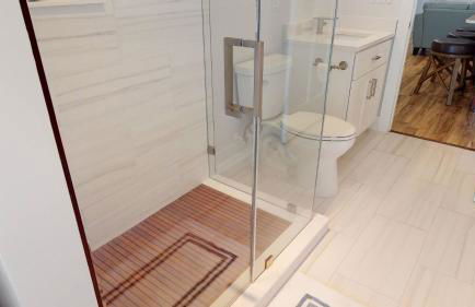 Modern 2BR 2BA with King bed-Fast Wi-Fi 75 inch OLED TV - Foto 16