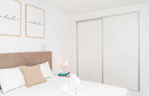 NEW Apt Relax Home a 150 m del mar, WIFI y Piscina - Foto 6