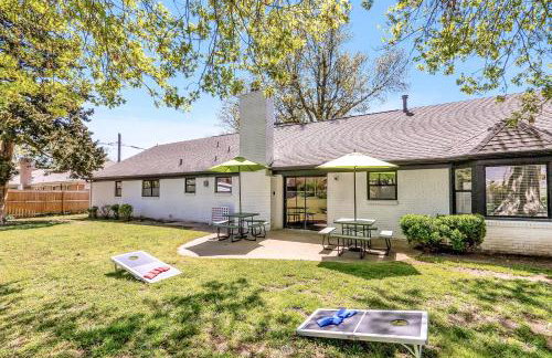 10min to EXPO - Family-Friendly with Office & Playroom - Photo 40