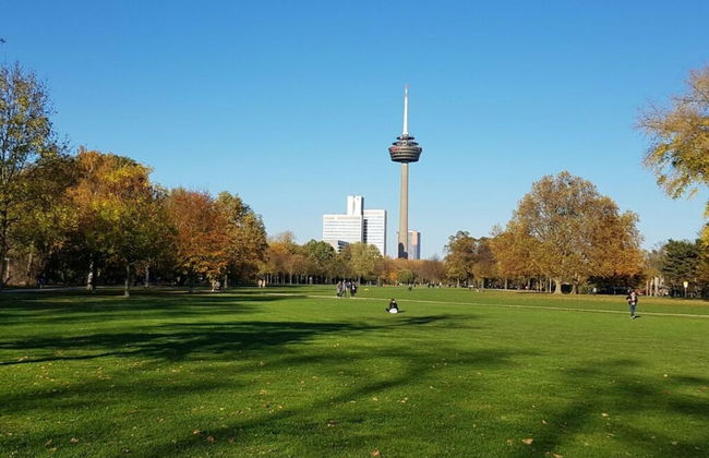 Uitzicht Over Dromerig Keulen - Foto 13