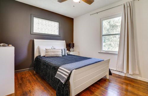 Cabin with Halstead Bay Access Hot Tub, Sauna, Dock - Foto 25