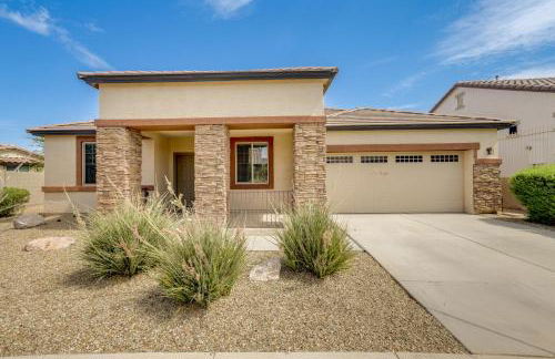 Resort Pools and More Perks! 55 and Goodyear Escape - Foto 25