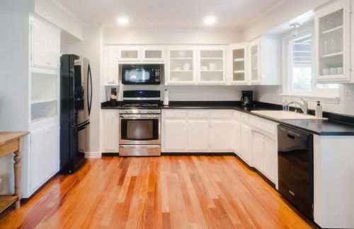 Grass Valley Home with Hot Tub - Photo 26