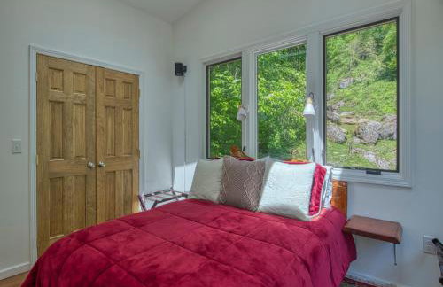 Windows Over Waterfalls - Foto 28