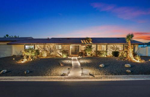 Mountain View Oasis - Private Pool, Game Room & Fire Pit Overlooking Coachella Valley - Foto 49