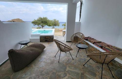 Lareroom 3 Σπίτι μπροστά στη παραλία με μικρή πισίνα - Foto 9