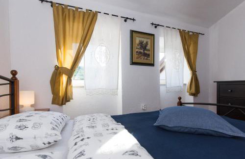 Captain's Villa with Swimming Pool - Photo 44