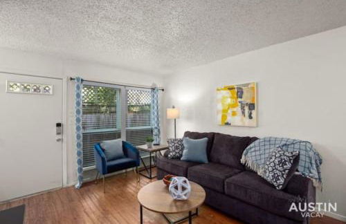 WFH in Relaxing Clarksville Townhome with Parking - Foto 2