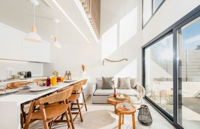 Serene seafront villas - Photo 27