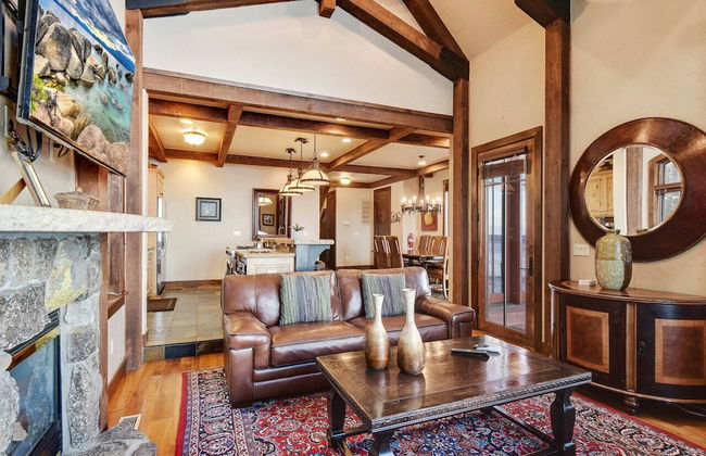 Homewood on the Lake - Photo 9