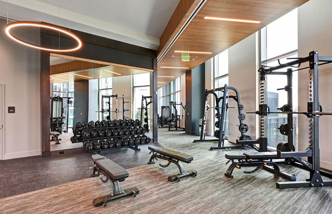 Global Luxury Suites at Town Center - Foto 29