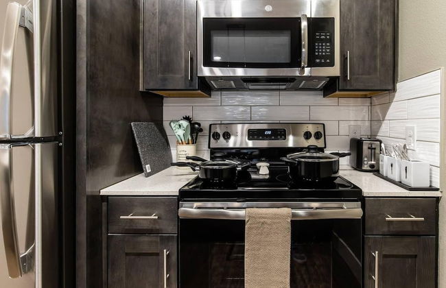 StayOvr at Legacy West - Windrose - Foto 45