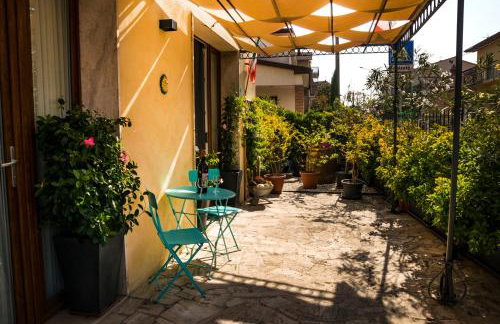 Stylish Apartment near Siena I Private Parking & Air Con & WiFi - Photo 51