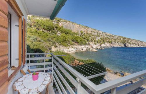 Robinson Elizabeta - Photo 56