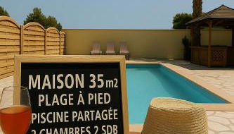 T3 de 35m2 - Bord de mer - plage de la Nartelle- Sainte maxime - piscine partagée -Parking - BBQ - 2 Chambres 2 Salle de bains - Foto 4