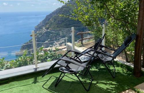 VILLA LA TAGLIATA spectacular jacuzzi tub amazing view and private parking garage - Photo 4