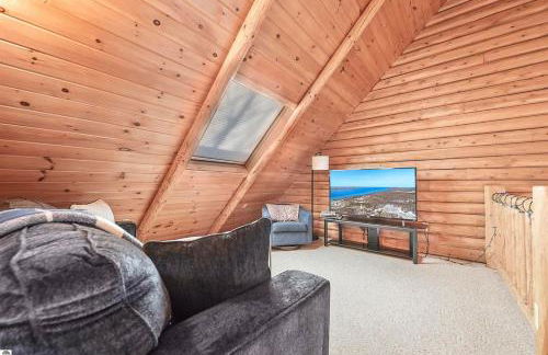 The Hillside Hideaway at Crystal Lake - Great Spa! - Foto 39