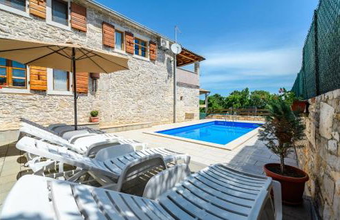 Two-Bedroom Holiday Home In Medancici - Foto 1