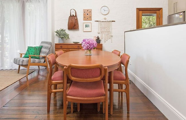 Historic 1890s House With Terraced Backyard Deck H346 - Photo 6