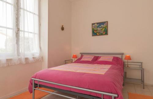 Charmant Gîte Familial à 30m de la Plage avec Cour Fleurie, Proche Commerces et Pêche à Pied - FR-1-306-833 - Foto 5