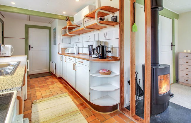 "Eduard" - 4.3km from the sea - Foto 10